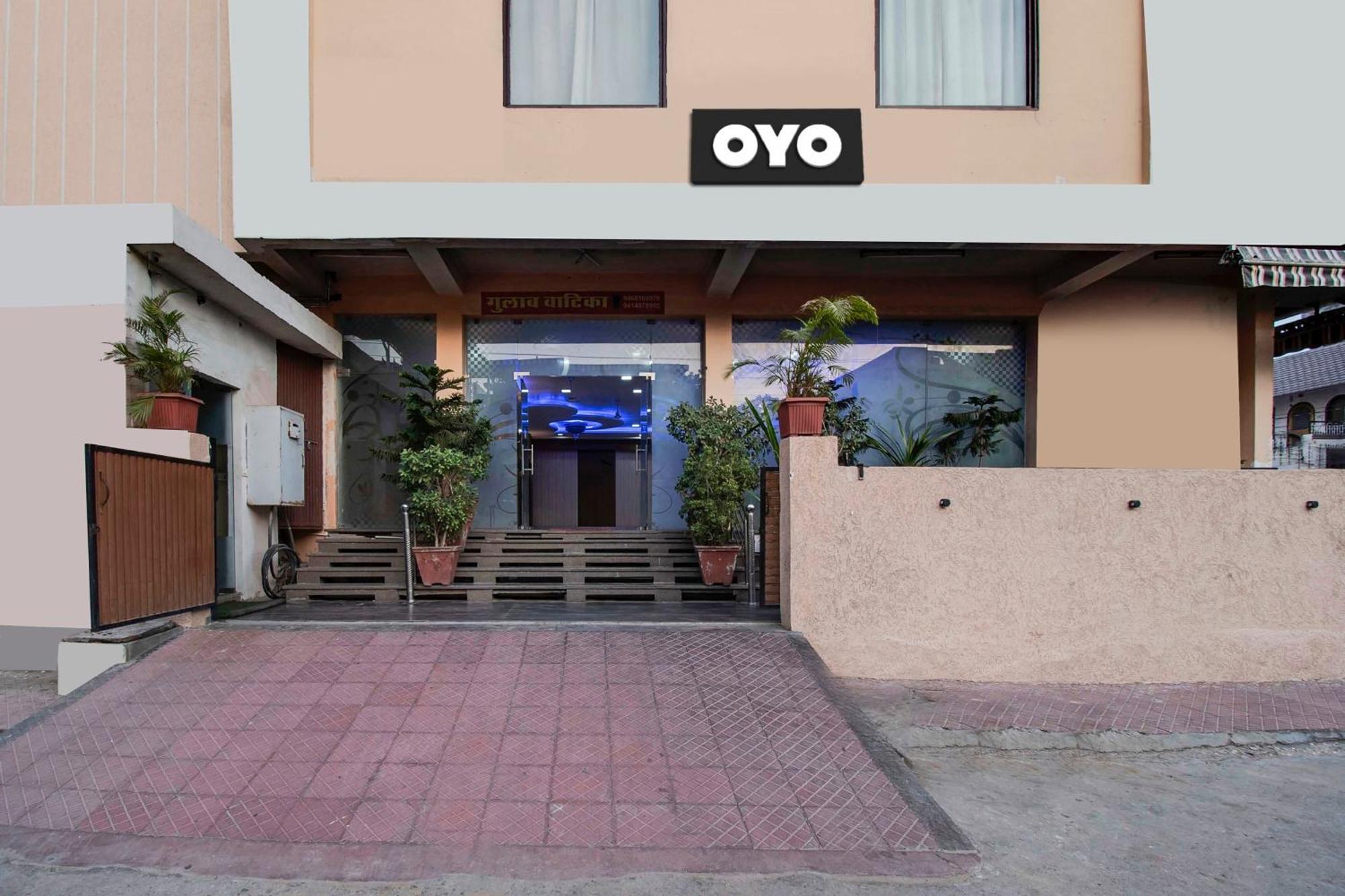 Capital O Pink Peral Hotel Jaipur Eksteriør billede